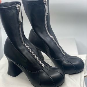 Stella McCartney Groove Stretch Alter Mat Size 39